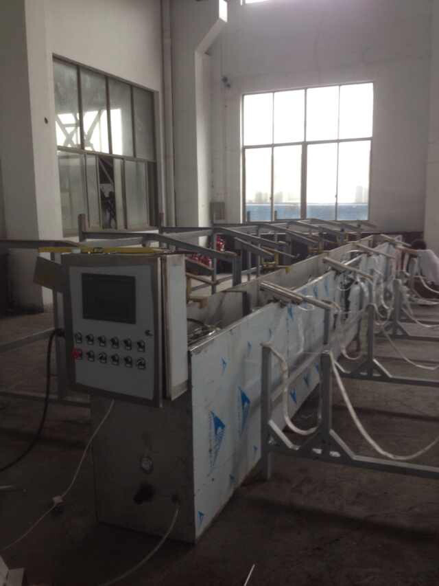 氣動鋼管水壓機(jī)