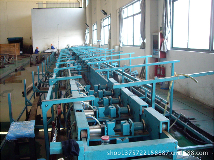 D60全自動(dòng)鋼管檢測(cè)水壓機(jī)1 D60全自動(dòng)鋼管檢測(cè)水壓機(jī)1