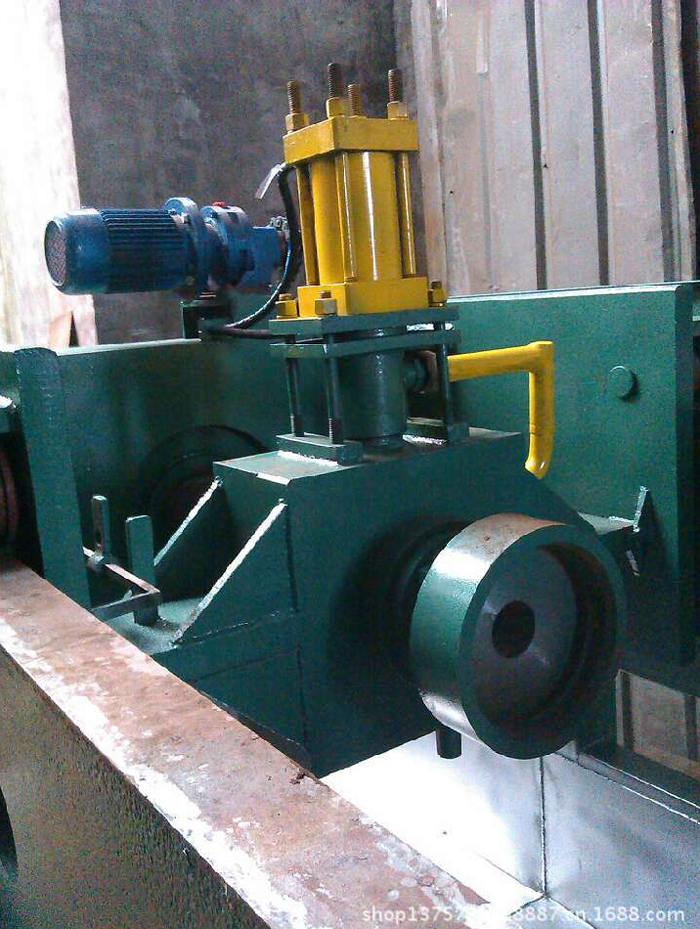 D426鋼管檢測(cè)水壓機(jī)1 D426鋼管檢測(cè)水壓機(jī)1