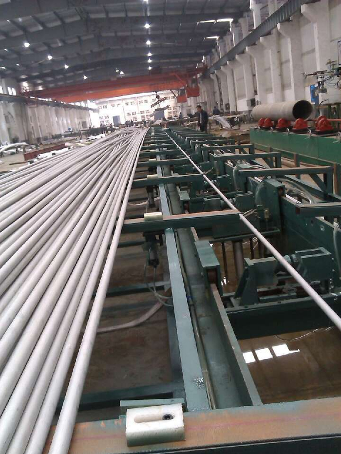 鋼管水壓機(jī)打壓上下料全自動化2 鋼管水壓機(jī)打壓上下料全自動化2